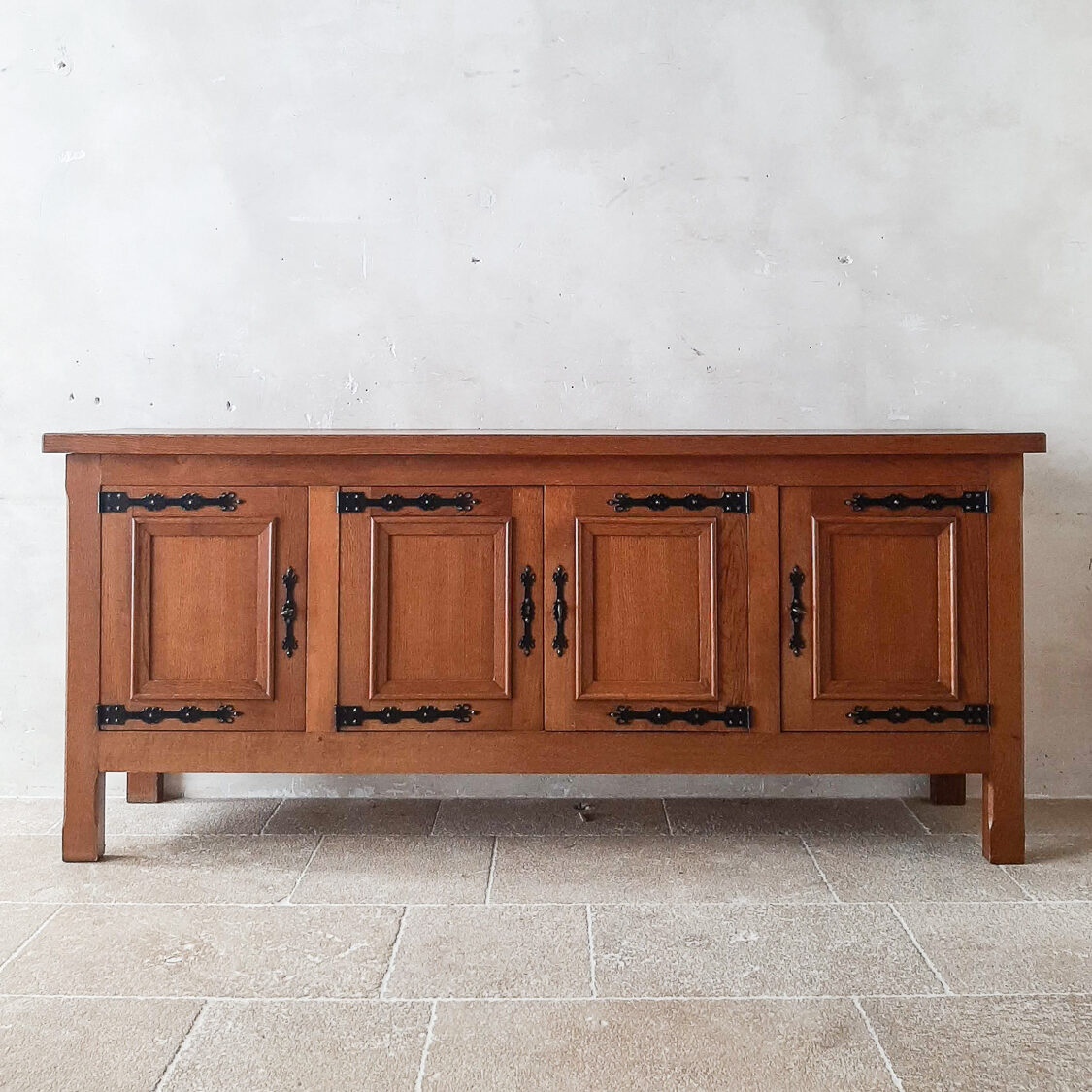Midcentury Spanish oak credenza '40s Piet Jonker