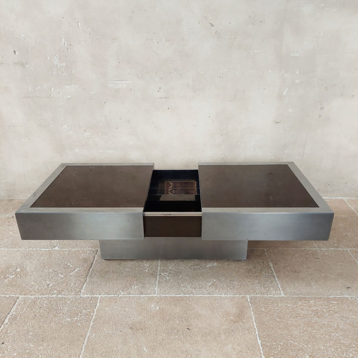 Italian Mid-century Willy Rizzo cocktail table or coffee table